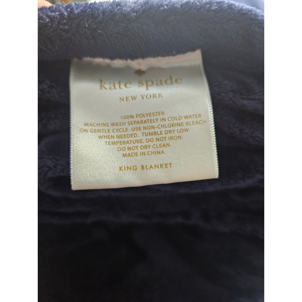 KATE SPADE New York King Blanket Navy Blue Plush Fleece Luxury Blanket Comforter - Picture 3 of 4